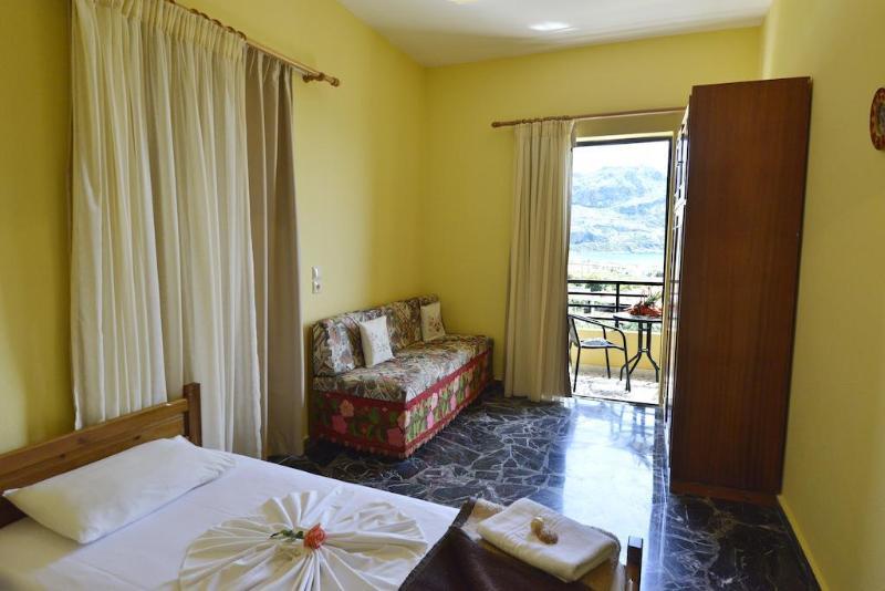 פלאקיאס Zambia Apartments מראה חיצוני תמונה